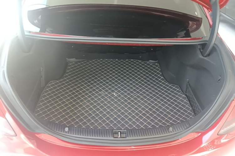 Used Mercedes-Benz C-Class 2021 C 260 L Sport Edition Star Collection Trunk