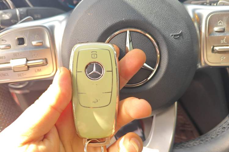 Used Mercedes-Benz C-Class 2021 C 260 Star Edition Vehicle Key