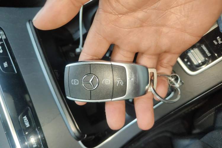 Used Mercedes-Benz C-Class 2021 C 260 L Sport Edition Vehicle Key