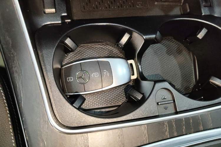 Used Mercedes-Benz C-Class 2021 C 260 L Sport Edition Vehicle Key
