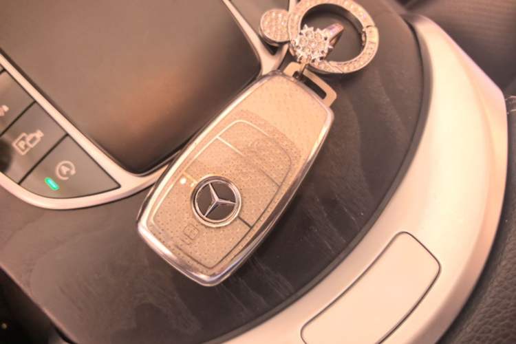 Used Mercedes-Benz C-Class 2021 C 200 L Fashion Edition Sport Version Vehicle Key