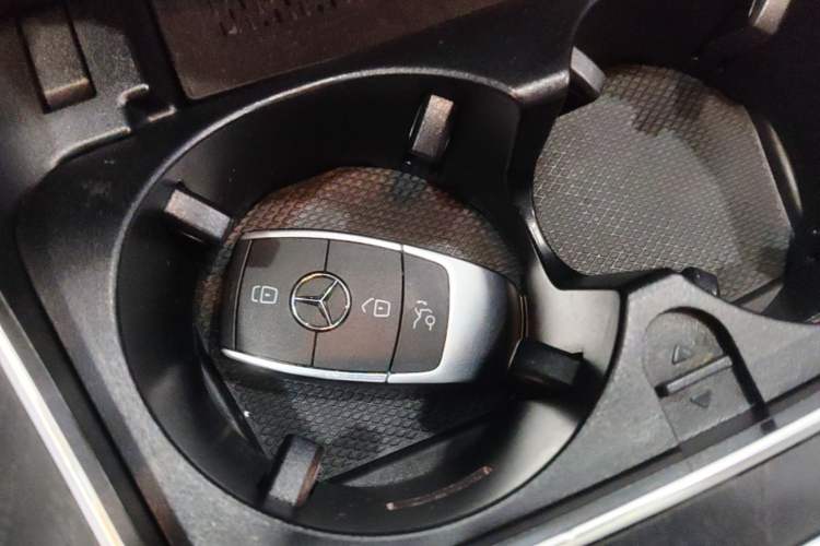 Used Mercedes-Benz C-Class 2021 C 260 L Sport Edition Star Collection Vehicle Key