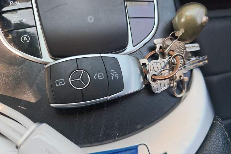 Used Mercedes-Benz C-Class 2021 C 200 L Fashion Edition Sport Version Vehicle Key