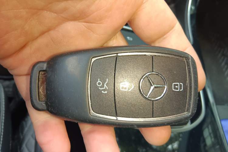 Used Mercedes-Benz C-Class 2021 C 260 Star Edition Vehicle Key