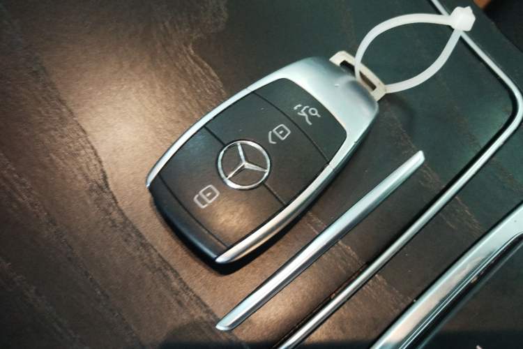 Used Mercedes-Benz C-Class 2021 C 200 L Fashion Edition Sport Version Vehicle Key