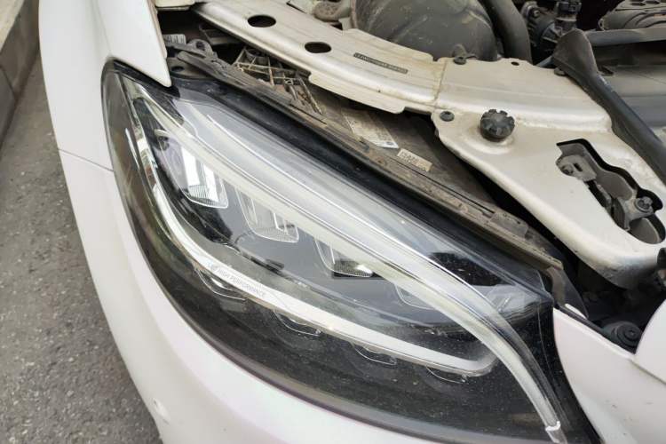 Used Mercedes-Benz C-Class 2021 C 260 L Sport Edition Star Collection Right Front Headlight