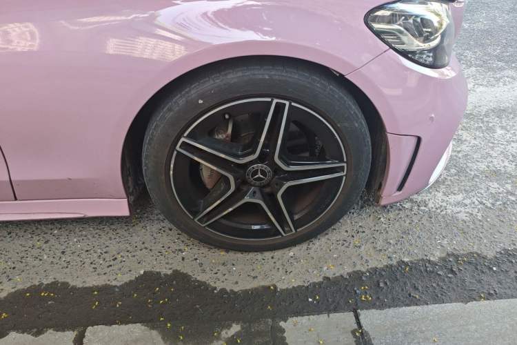 Used Mercedes-Benz C-Class 2021 C 260 Coupe Right Front Wheel Hub
