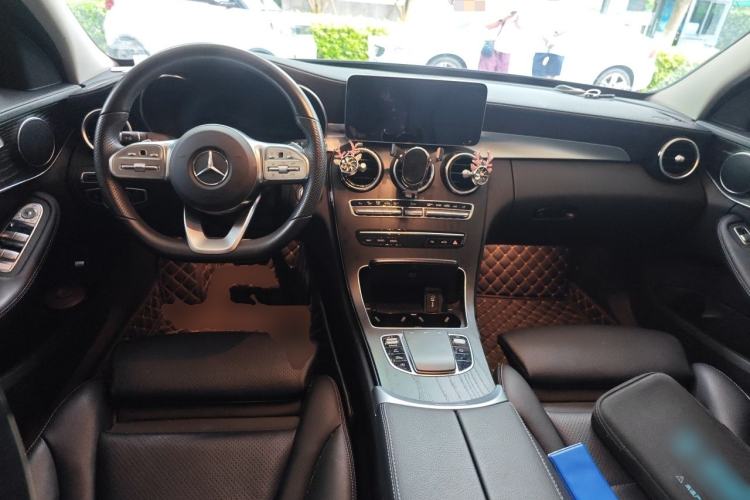 Used Mercedes-Benz C-Class 2021 C 260 L Sport Edition Center Console