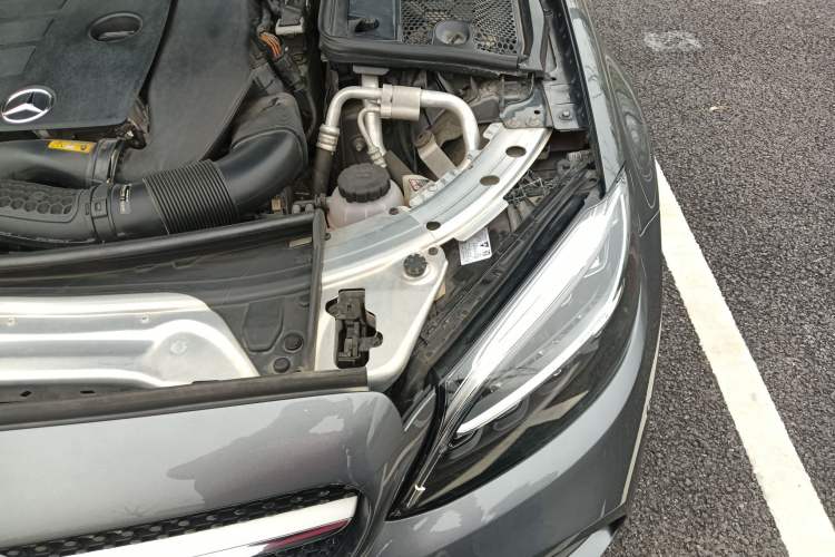 Used Mercedes-Benz C-Class 2021 C 260 Coupe Engine Bay Left