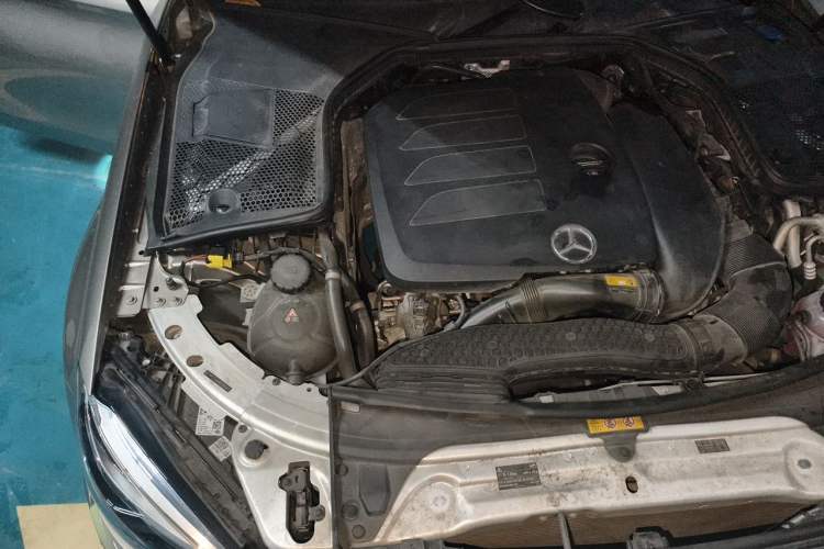 Used Mercedes-Benz C-Class 2021 C 260 L Sport Edition Star Collection Engine Bay Right