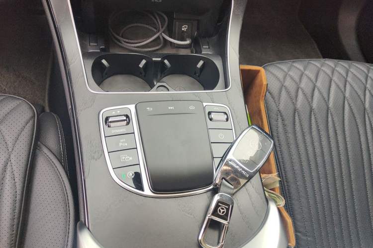 Used Mercedes-Benz C-Class 2021 C 260 L Sport Edition Star Collection Gear Lever