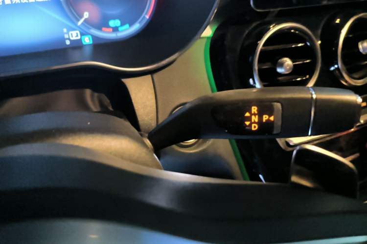 Used Mercedes-Benz C-Class 2021 C 260 Star Edition Gear Lever
