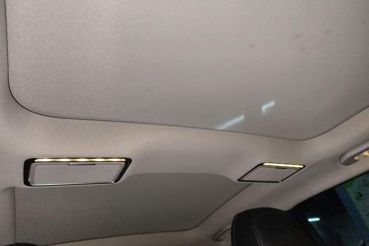 Used Mercedes-Benz C-Class 2021 C 260 L Sport Edition Star Collection Headliner