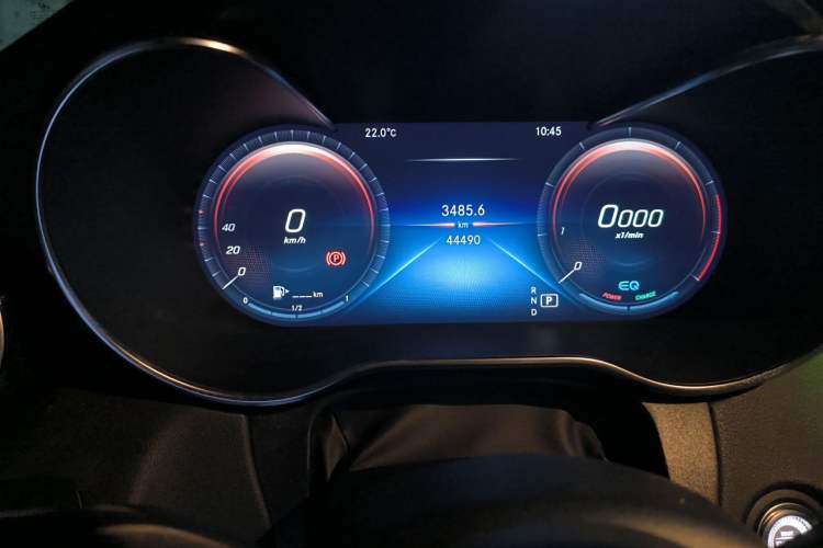Used Mercedes-Benz C-Class 2021 C 260 Star Edition Odometer Close Up