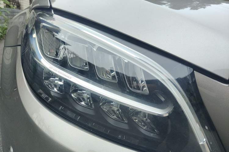 Used Mercedes-Benz C-Class 2021 C 260 L Sport Edition Star Collection Right Front Headlight