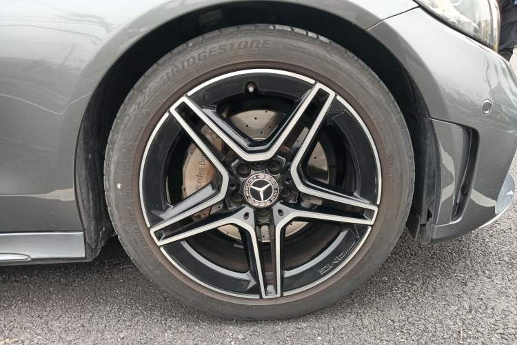 Used Mercedes-Benz C-Class 2021 C 260 Coupe Right Front Wheel Hub