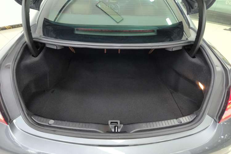 Used Mercedes-Benz C-Class 2021 C 200 Coupe Trunk