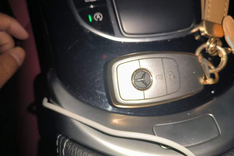 Used Mercedes-Benz C-Class 2021 C 260 Star Edition Vehicle Key