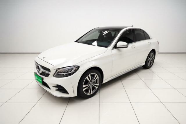 Ojetý Mercedes-Benz C-Class 2021 C 200 L Fashion Edition Sport Version
