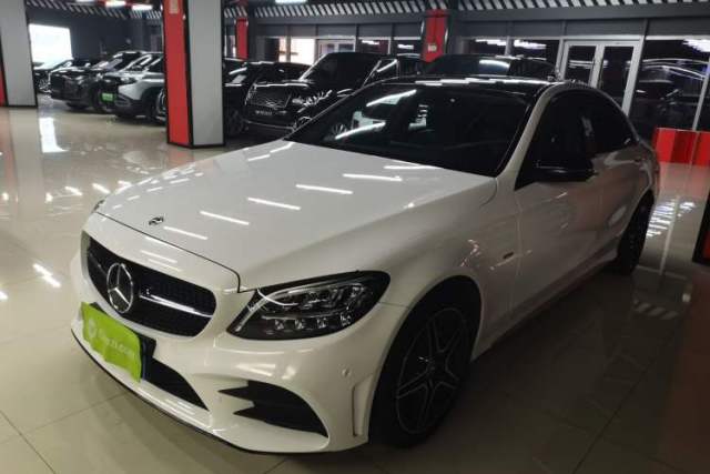 Ojetý Mercedes-Benz C-Class 2021 C 260 L Sport Edition Star Collection