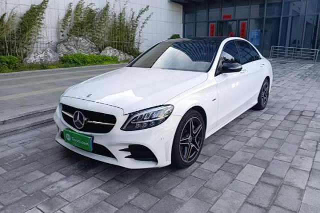 Ojetý Mercedes-Benz C-Class 2021 C 260 L Sport Edition Star Collection