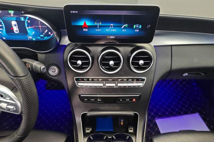 Used Mercedes-Benz C-Class 2021 C 260 L Sport Edition Audio And AC Panel