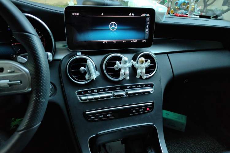 Used Mercedes-Benz C-Class 2021 C 200 L Fashion Model Audio And AC Panel