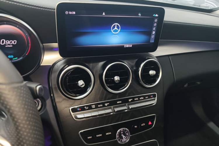 Used Mercedes-Benz C-Class 2021 C 260 L Sport Edition Star Collection Audio And AC Panel