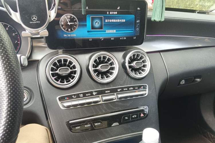 Used Mercedes-Benz C-Class 2021 C 200 L Fashion Edition Sport Version Audio And AC Panel