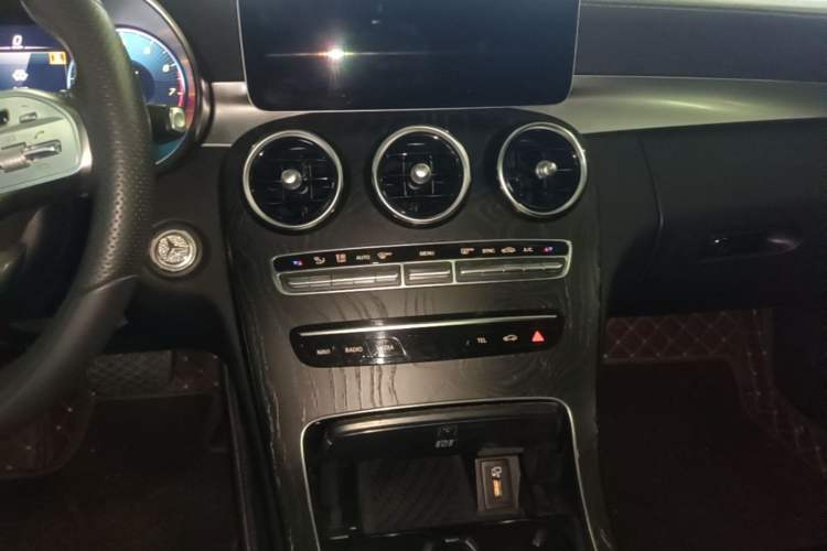 Used Mercedes-Benz C-Class 2021 C 260 L Sport Edition Audio And AC Panel