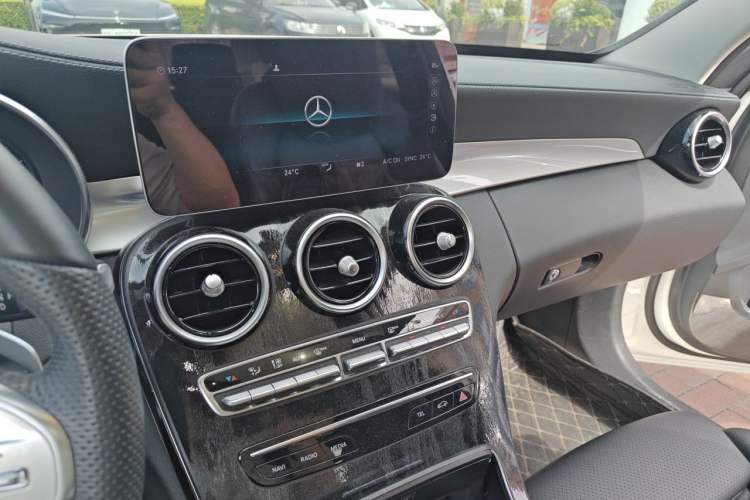 Used Mercedes-Benz C-Class 2021 C 260 L Sport Edition Audio And AC Panel