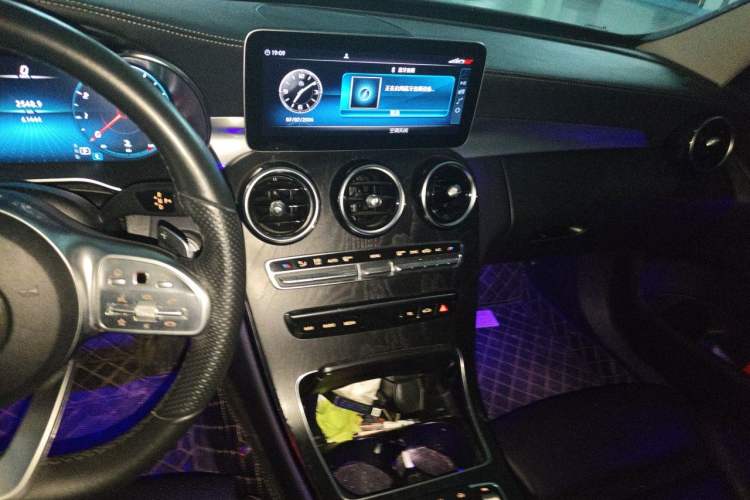 Used Mercedes-Benz C-Class 2021 C 200 L Fashion Edition Sport Version Audio And AC Panel