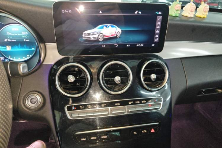 Used Mercedes-Benz C-Class 2021 C 260 Star Edition Audio And AC Panel