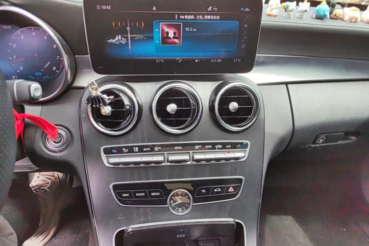Used Mercedes-Benz C-Class 2021 C 260 L Sport Edition Star Collection Audio And AC Panel