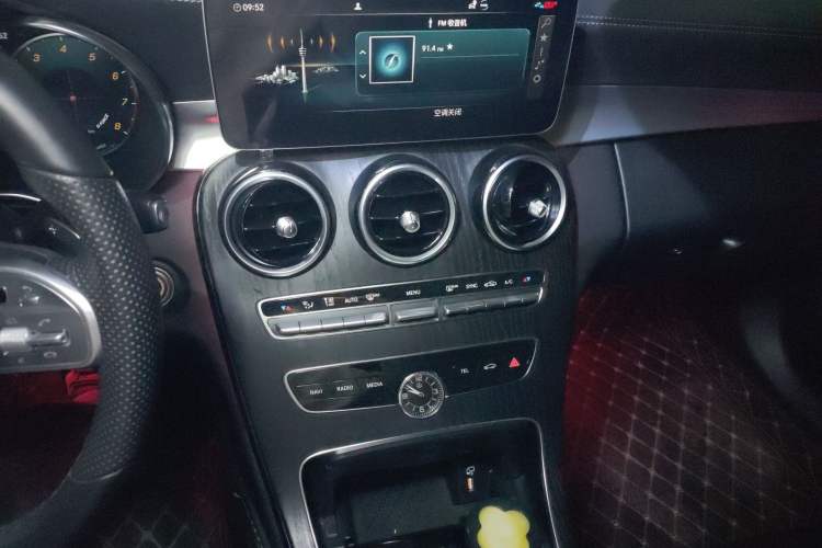 Used Mercedes-Benz C-Class 2021 C 260 L Sport Edition Star Collection Audio And AC Panel