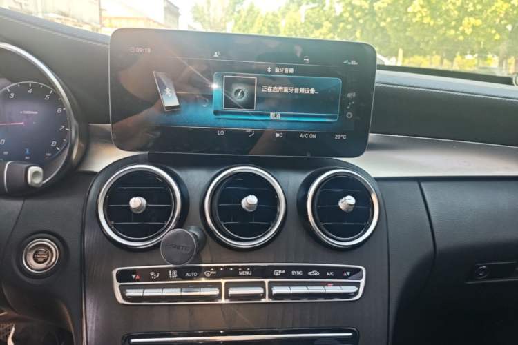 Used Mercedes-Benz C-Class 2021 C 200 L Fashion Edition Sport Version Audio And AC Panel