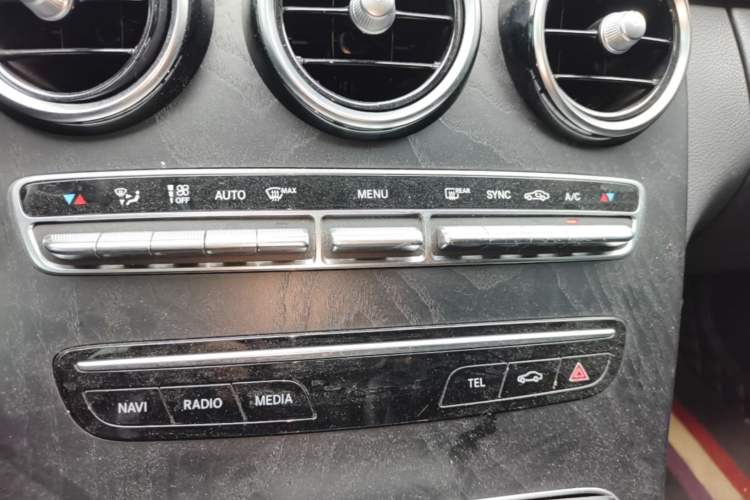 Used Mercedes-Benz C-Class 2021 C 260 L Sport Edition Audio And AC Panel