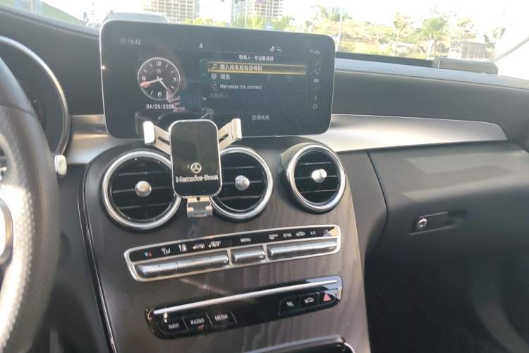 Used Mercedes-Benz C-Class 2021 C 200 L Fashion Edition Sport Version Audio And AC Panel