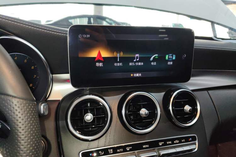 Used Mercedes-Benz C-Class 2021 C 200 L Fashion Edition Sport Version Audio And AC Panel