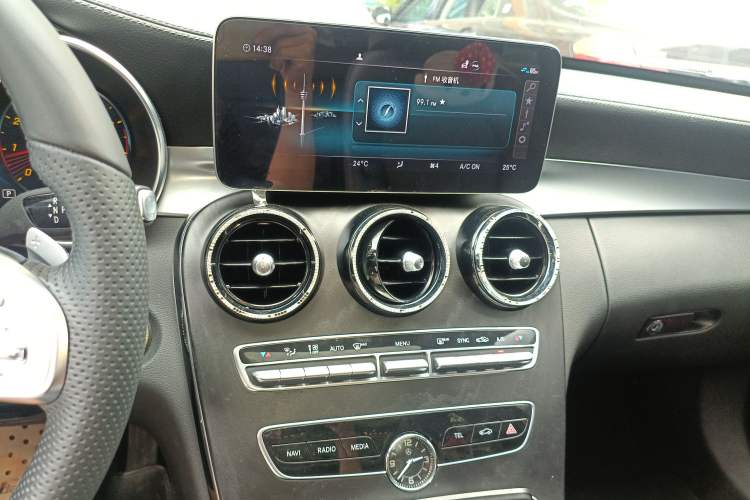 Used Mercedes-Benz C-Class 2021 C 260 L Sport Edition Star Collection Audio And AC Panel