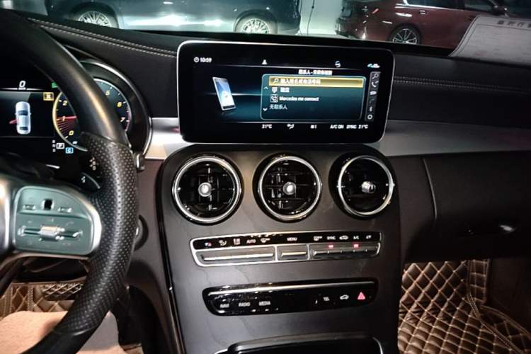 Used Mercedes-Benz C-Class 2021 C 200 L Fashion Edition Sport Version Audio And AC Panel