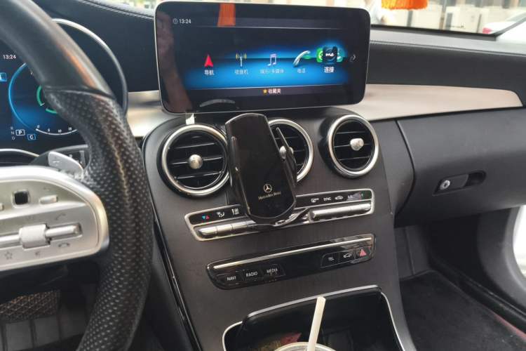 Used Mercedes-Benz C-Class 2021 C 200 L Fashion Edition Sport Version Audio And AC Panel