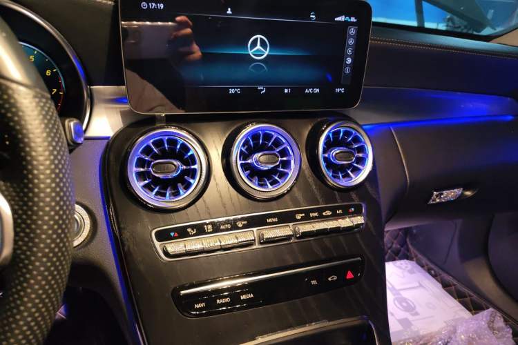 Used Mercedes-Benz C-Class 2021 C 200 L Fashion Edition Sport Version Audio And AC Panel