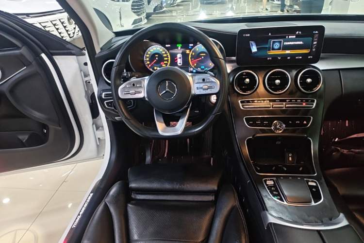 Used Mercedes-Benz C-Class 2021 C 260 L Sport Edition Star Collection Audio And AC Panel