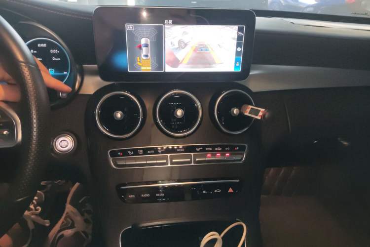 Used Mercedes-Benz C-Class 2021 C 200 L Fashion Edition Sport Version Audio And AC Panel