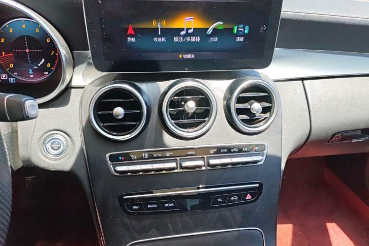 Used Mercedes-Benz C-Class 2021 C 200 L Fashion Edition Sport Version Audio And AC Panel