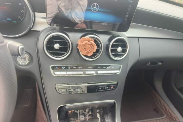 Used Mercedes-Benz C-Class 2021 C 260 L Sport Edition Audio And AC Panel