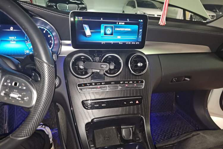 Used Mercedes-Benz C-Class 2021 C 200 L Fashion Edition Sport Version Audio And AC Panel