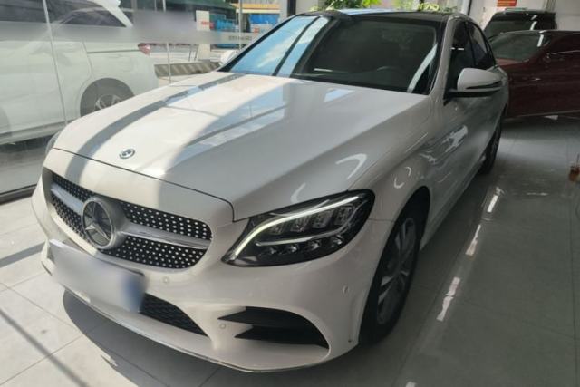 Ojetý Mercedes-Benz C-Class 2021 C 200 L Fashion Edition Sport Version