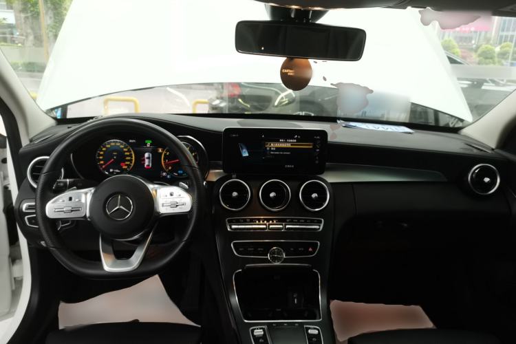 Used Mercedes-Benz C-Class 2021 C 260 L Sport Edition Star Collection Center Console